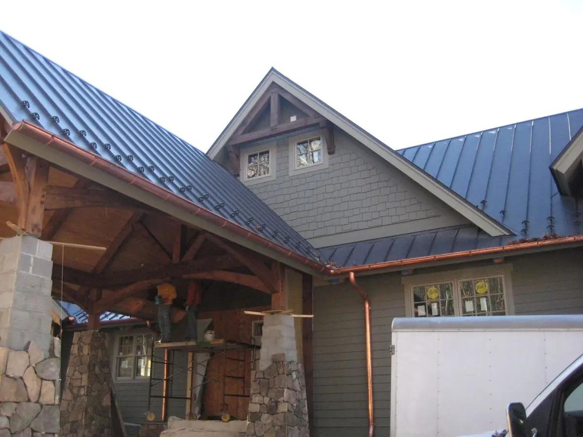Craftsman Roofing team delivering quality roofing work in Willow Forest